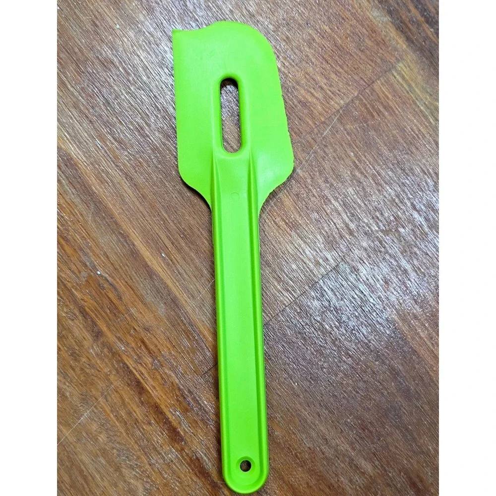 Vintage Tupperware Lime Green Slotted Mixing Spatula 13-36 Retro Kitchen Tool